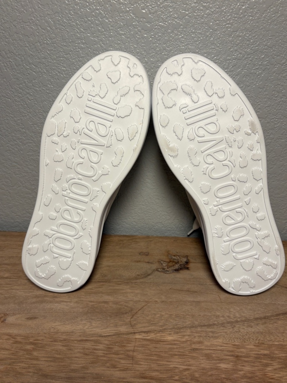 Roberto Cavalli White Leather Sneakers with Gold Snake-Logo Accent - Picture 8 of 8